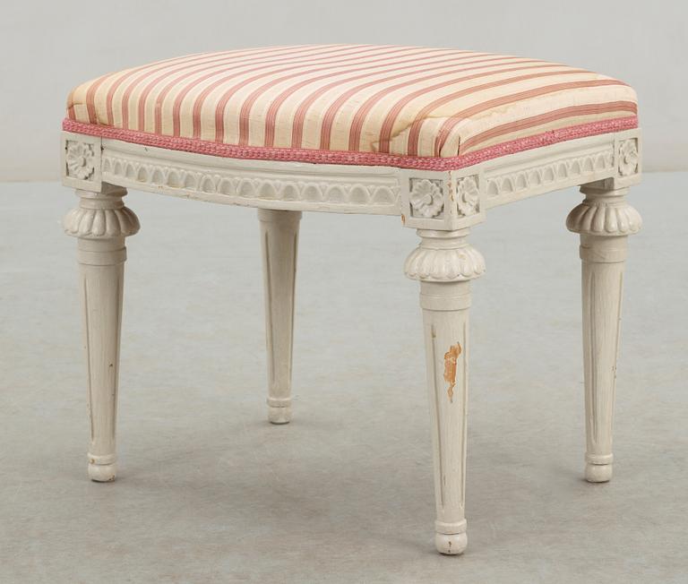 TABURETT, gustaviansk, sent 1700-talets.
