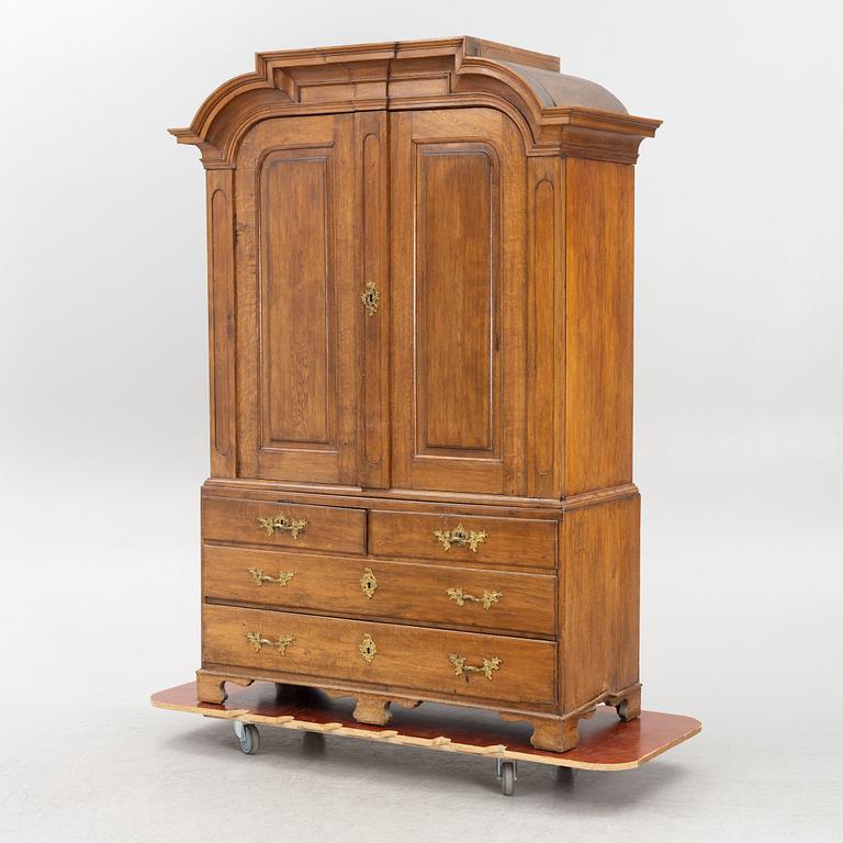 Cabinet, 18th century.