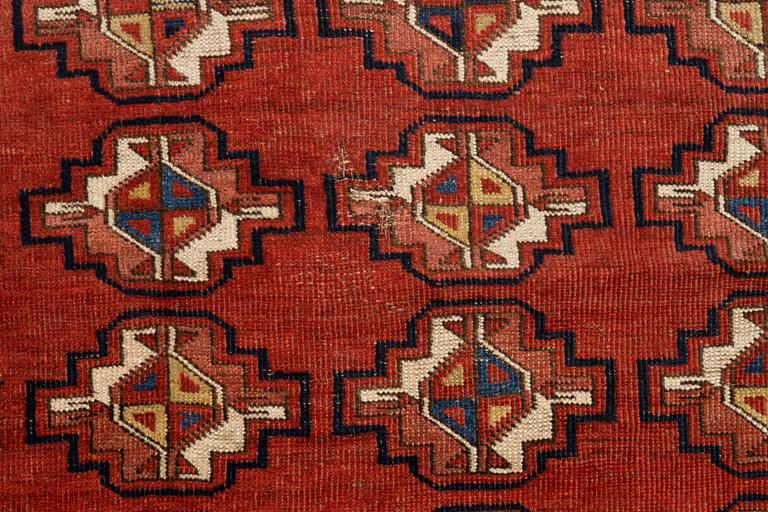 A rug, antique Turkmen, ca 204-206 x 124 cm.