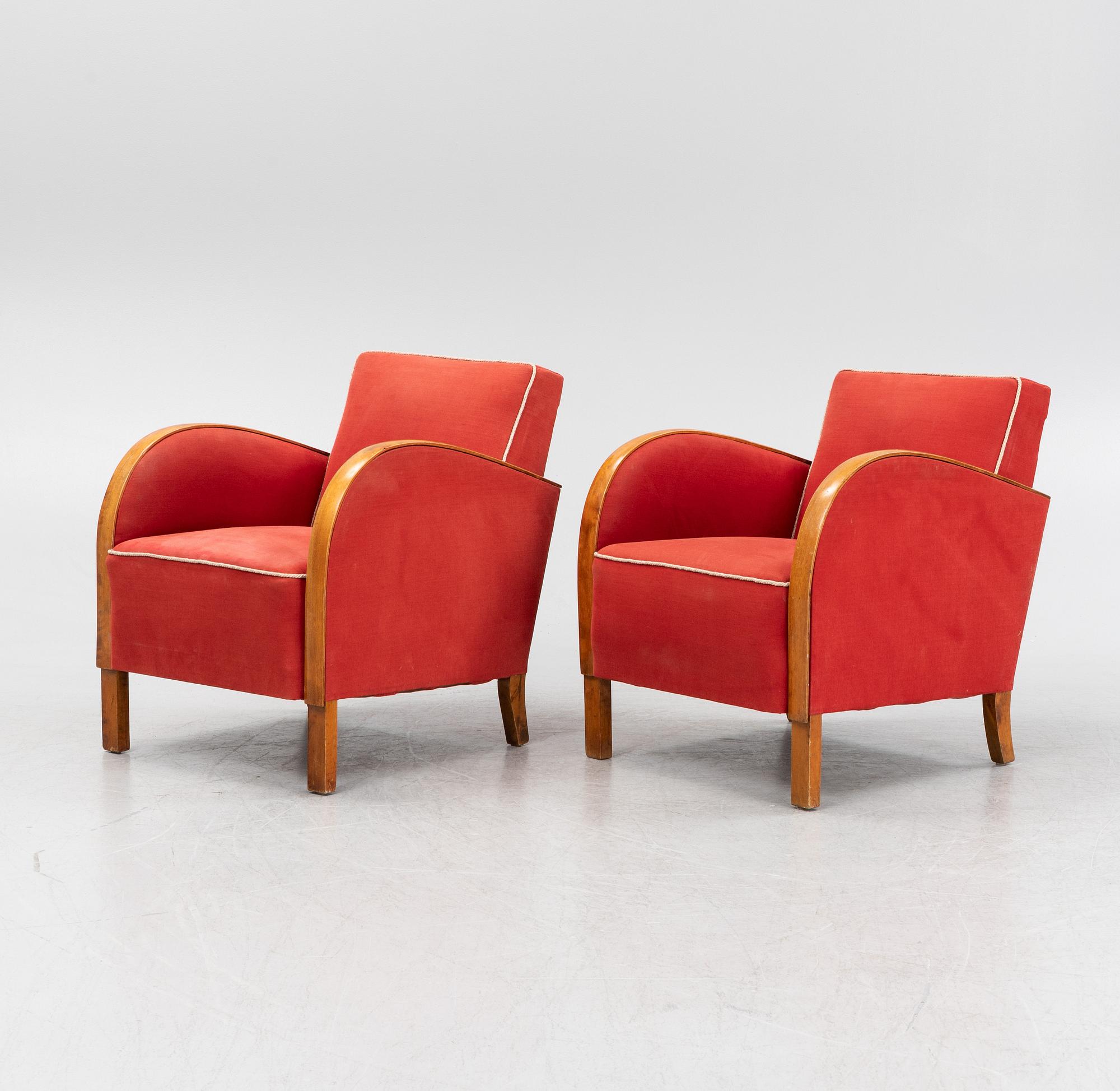 A pair of 1930's/40's armchairs.