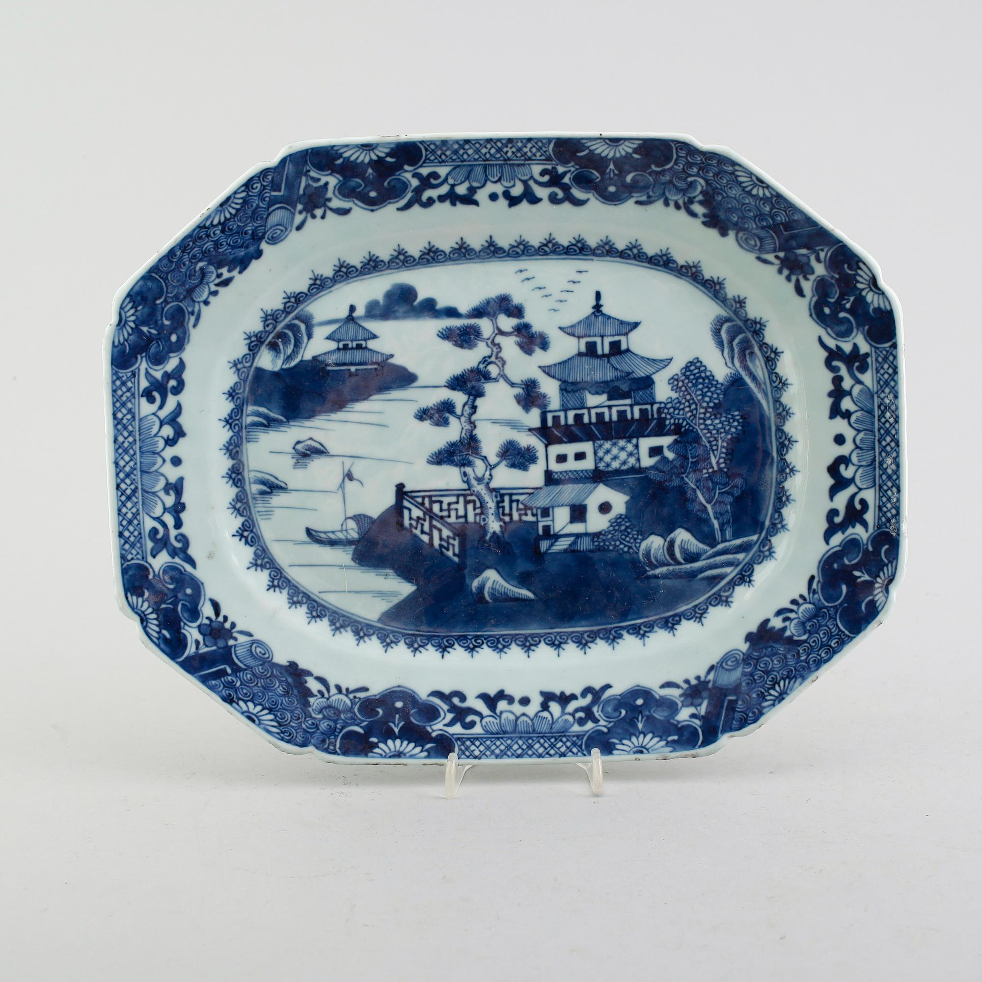 STEKFAT, porslin, Kina, 1700-tal.