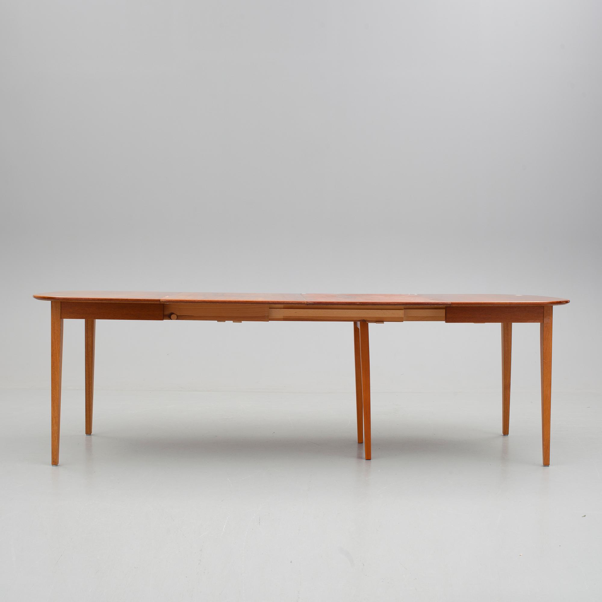 JOSEF FRANK, bord, + 2 iläggsskivor, modell 947, Firma Svenskt Tenn.