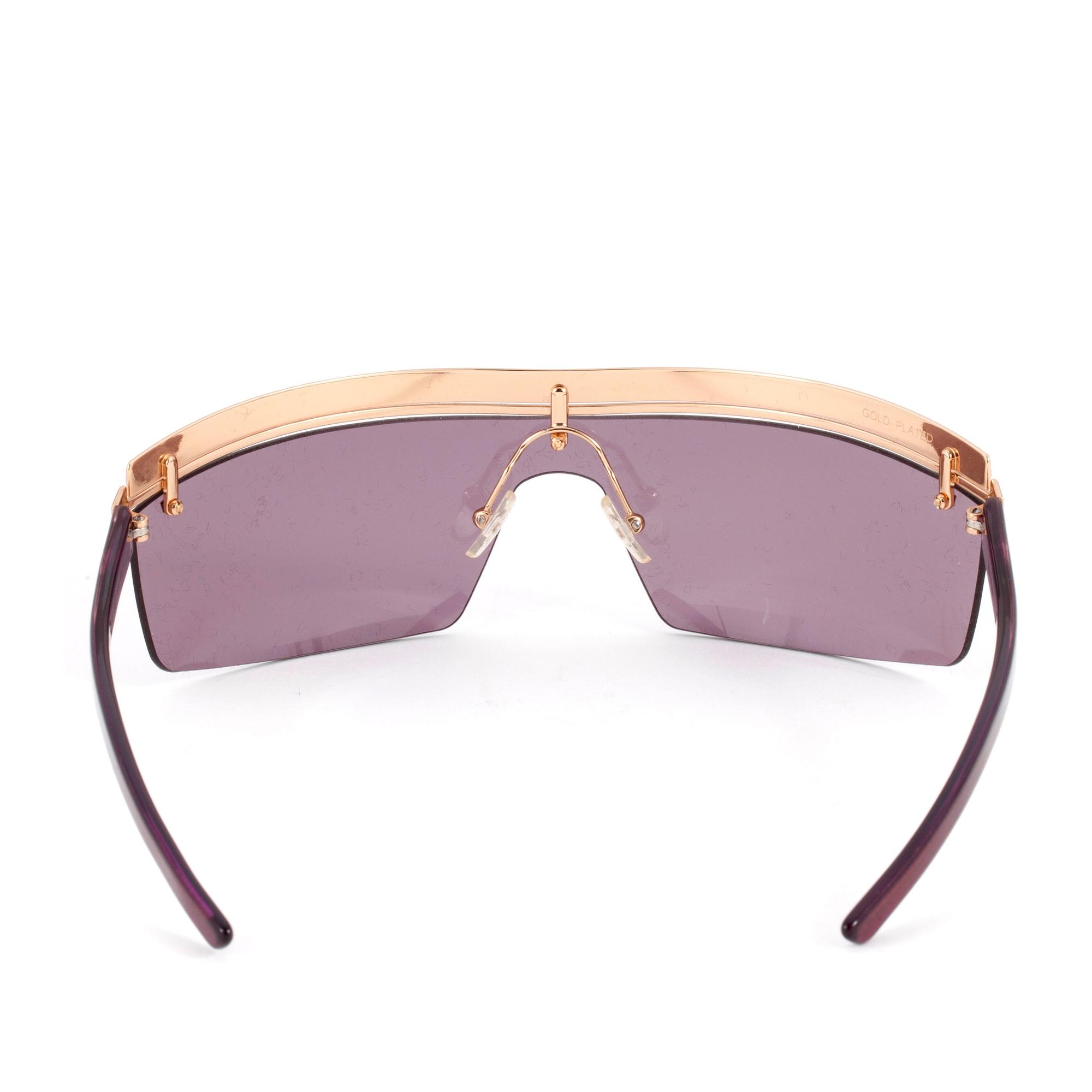 BOUCHERON, ett par solglasögon.