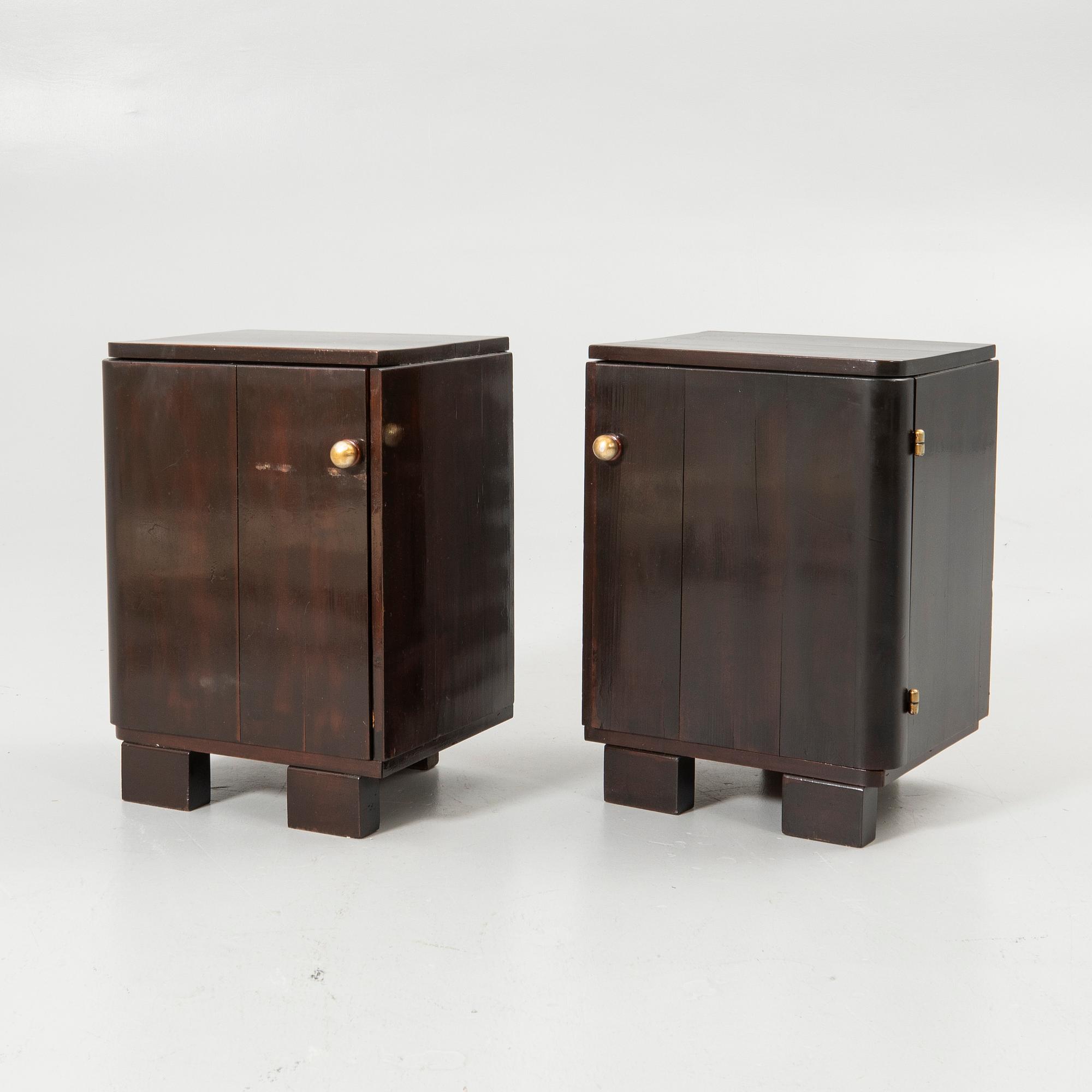 Bedside tables, a pair, 20th century.