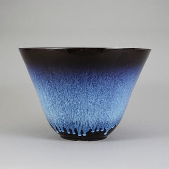 SKÅL, stengods. Bertil Lundgren, Rörstrand, 1900-talets mitt.