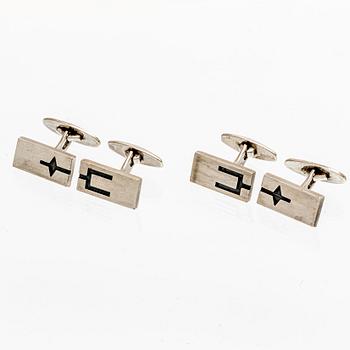 2 par manschettknappar, sterling silver, N.E. From Danmark, ca 2 x 1 cm.