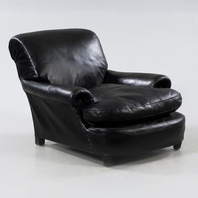 A arm chair from the first half of the 20th century. - Bukowskis