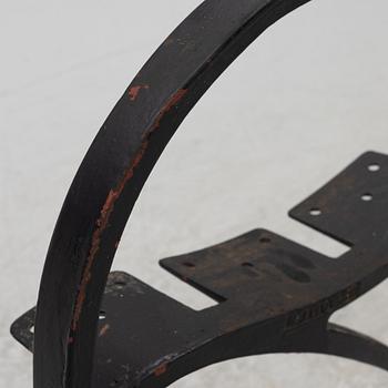 Näfveqvarn, ends for a bench, cast iron, early 20th century.