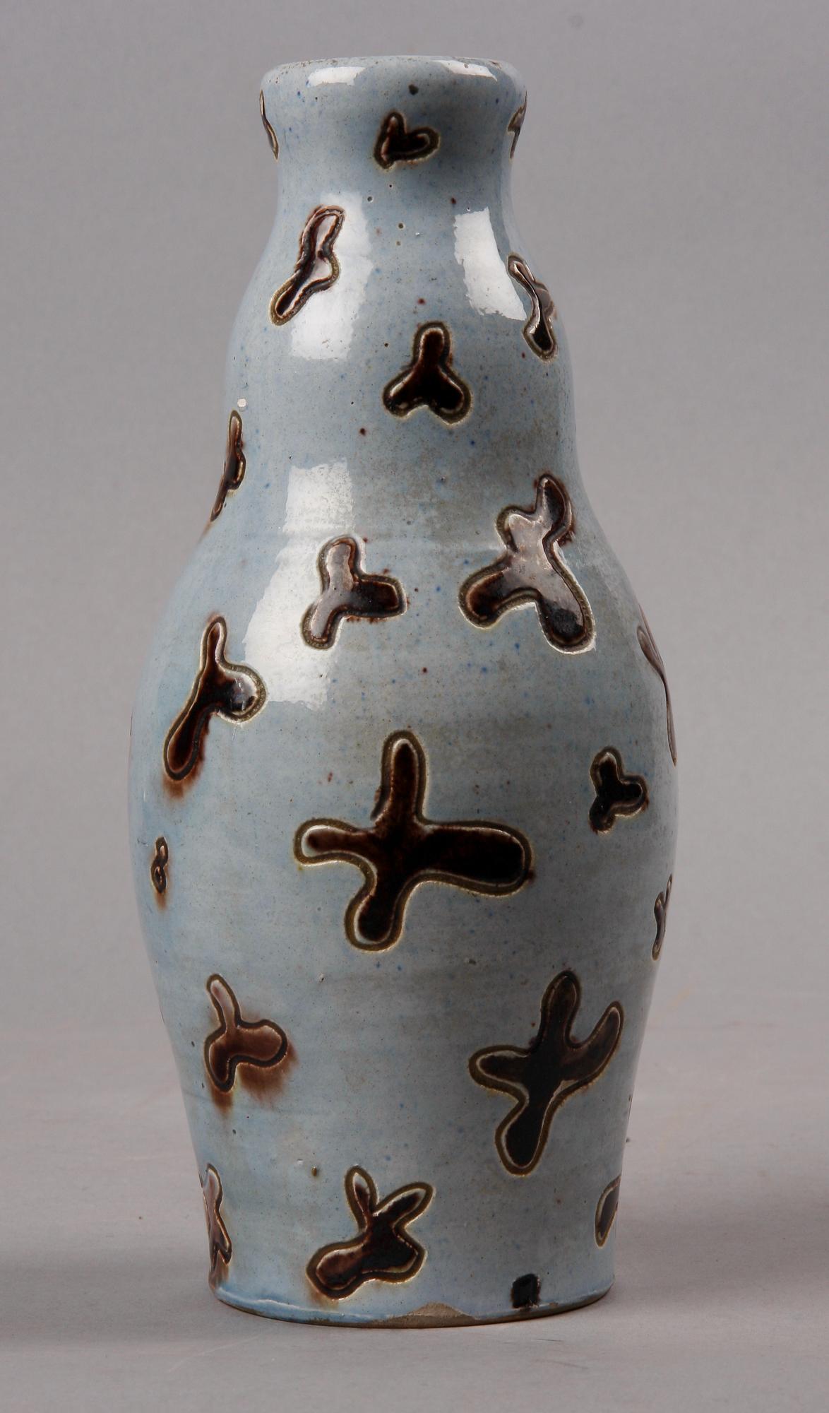 VAS, keramik. 1900-tal.