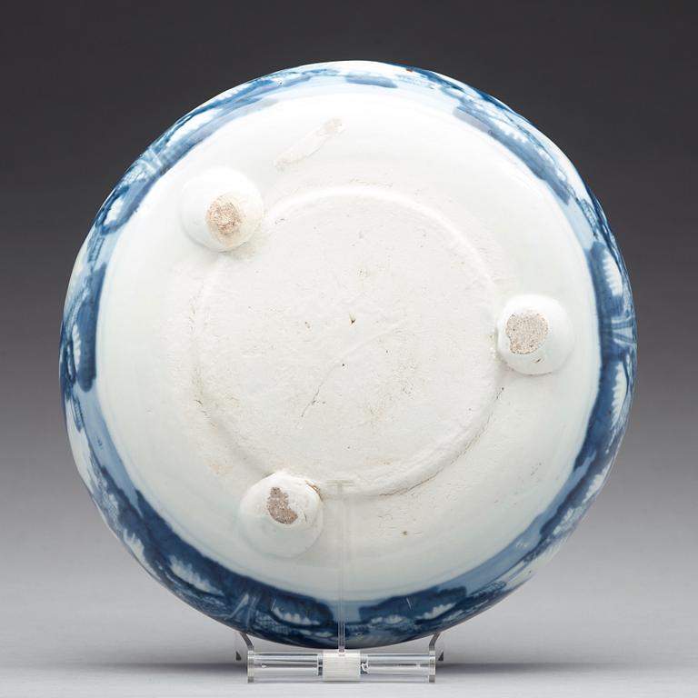 A blue and white censer, Qing dynasty (1644-1912).