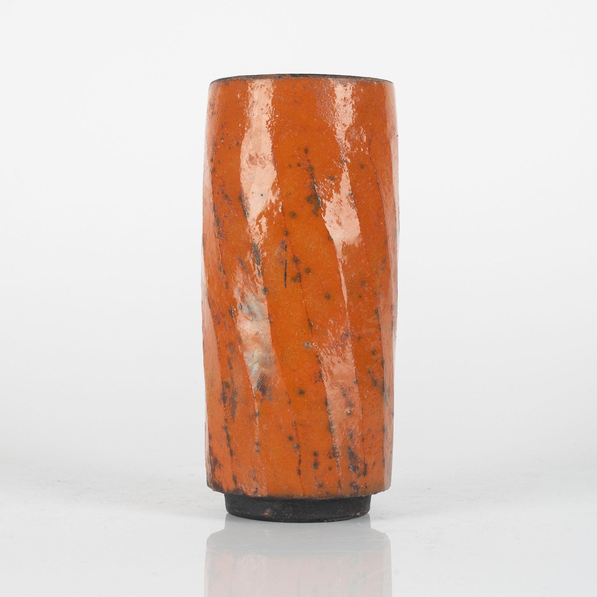 Inger Rokkjaer, a raku vase, Denmark, 2002.