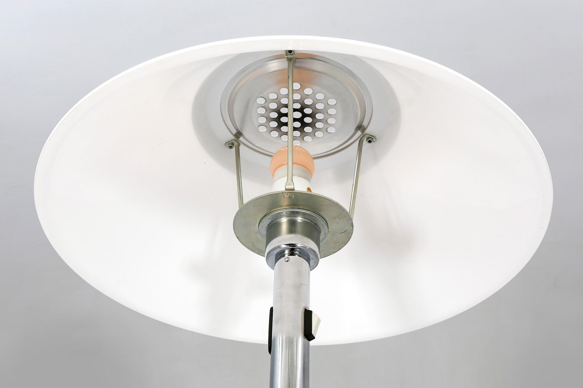 Per Sundstedt, golvlampa, "Mars", Ateljé Lyktan, Åhus, 1900-talets andra hälft.