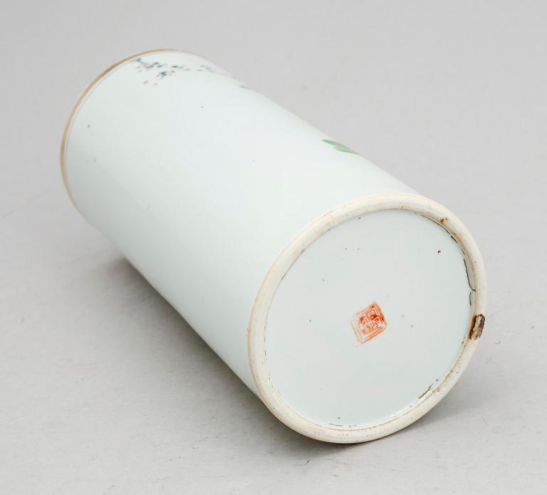 PENSELVAS, porslin, Kina.