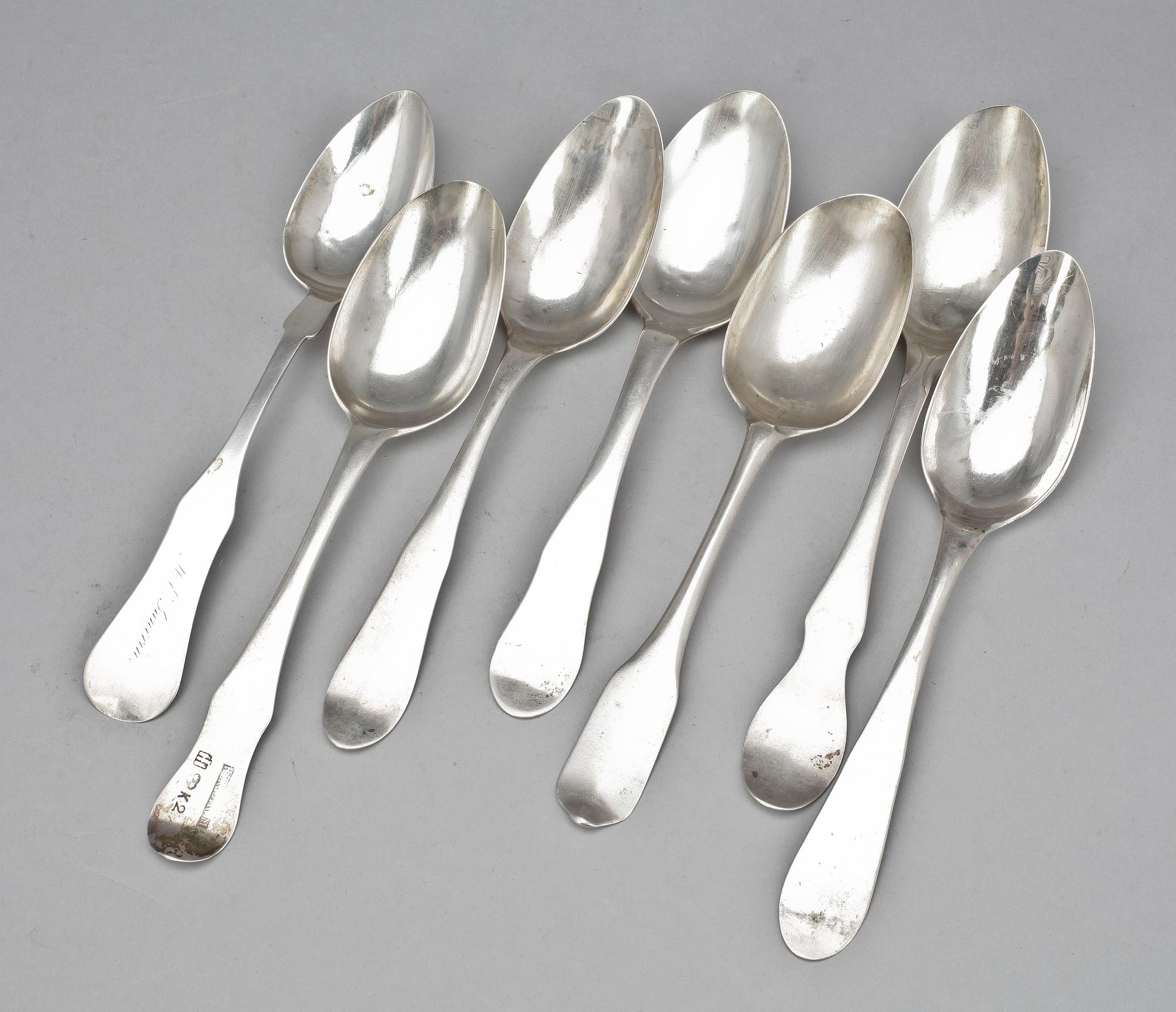 MATSKEDAR, 7 st, silver, olika mästare, bla Nils Dahl, Linköping 1760. 1700-1800-tal. Vikt ca 320 gram.