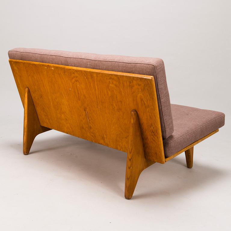CARL GUSTAF HIORT AF ORNÄS, soffa, "Åre" för Puunveisto Oy - Träsnideri Ab, 1950-tal.