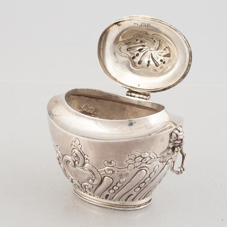 An English silver sugar bowl, mark of Charles Stuart Harris, London 1897.
