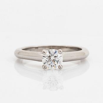Cartier 0,46 ct brilliant-cut diamond ring.