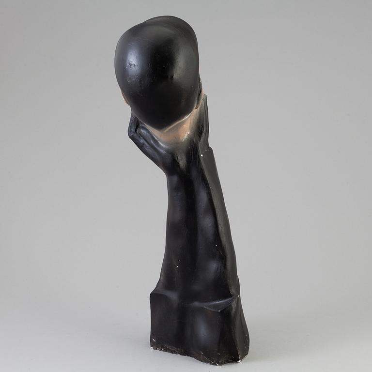 MANNEKÄNGDOCKA, bemålat gips. Christian Dior, troligen 1930-tal.