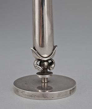 ORKIDÉVAS, sterlingsilver, Harald Nielsen för Georg Jensen, modell 757. Vikt ca 195 gram.