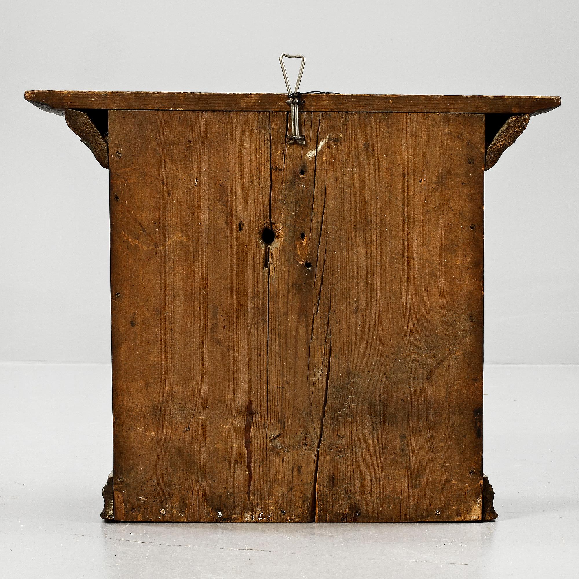 HÄNGSKÅP, allmoge. Rättvik, Dalarna, 1700-talets senare del.