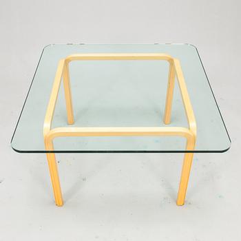 Alvar Aalto, Pöytä, Y805B, Artek.