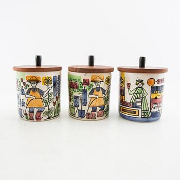 Anita Nylund jars with lids and shaker 6 dl "Our Little Town" and "The Pepparsson Family" JIE Grantofta 1950s/60s.
