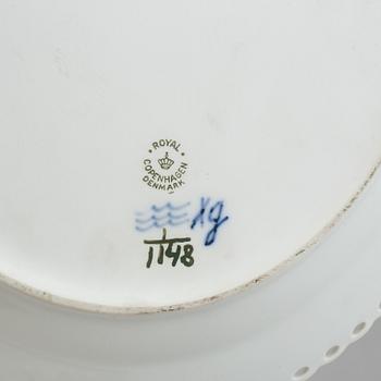 Two full lace oval platters, "Musselmalet" from Royal Copenhagen,