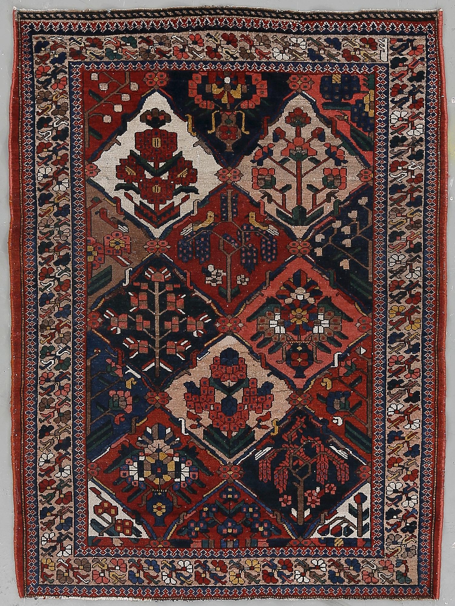 MATTA, Bachtiari, semiantik/antik, 190 x 136 cm.