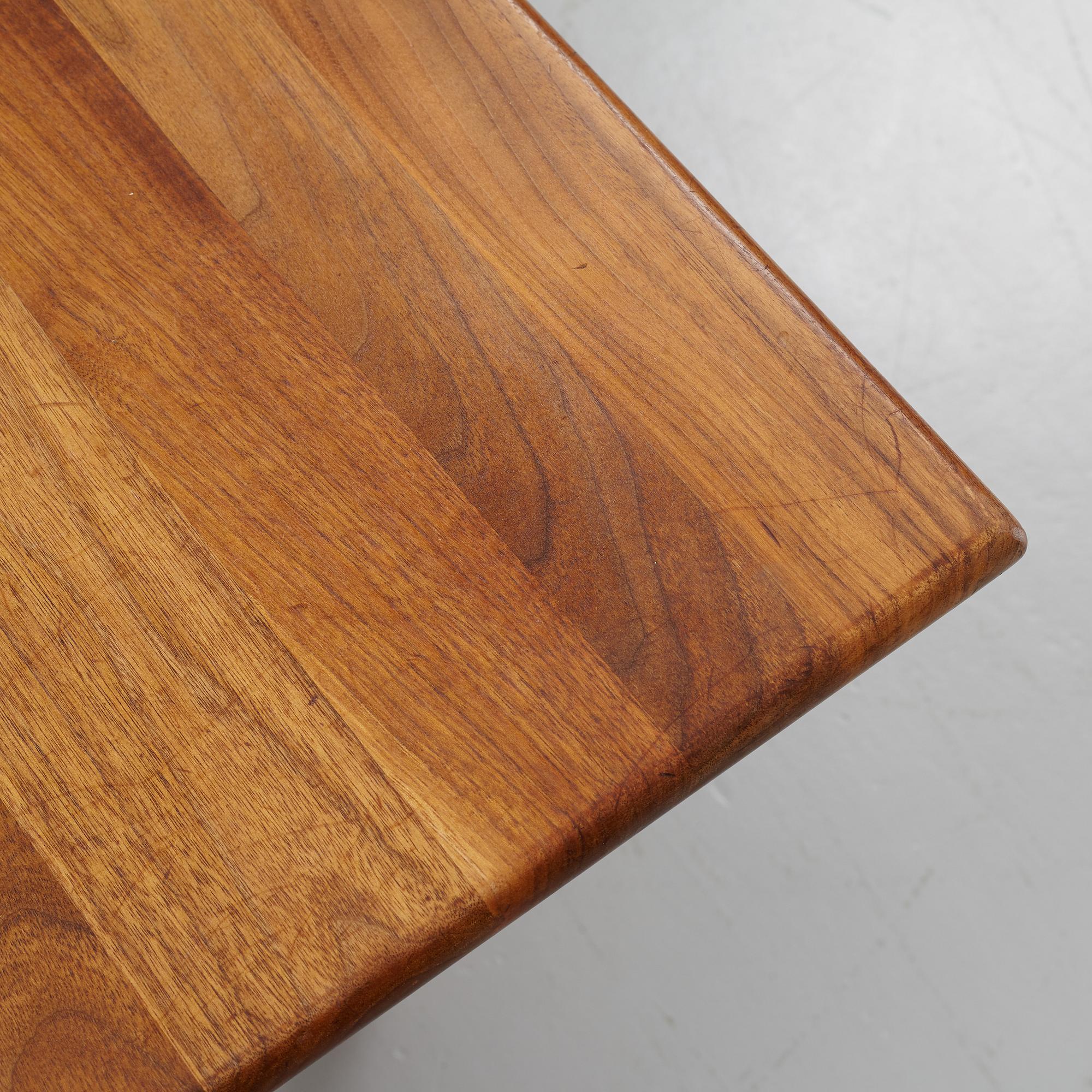 Hans J. Wegner, A 'CH-327' dining table for Carl Hansen & søn, Denmark.