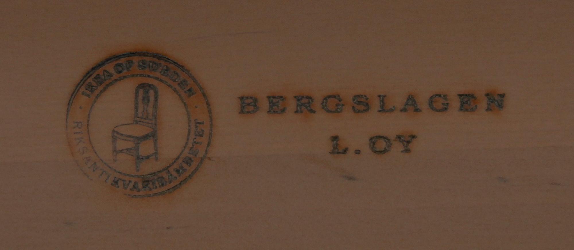 SLAGBORD, "Bergslagen", ur IKEA:s 1700-talsserie.