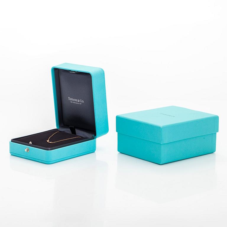 Tiffany & Co, kaulakoru, "T Smile", 18K kultaa ja briljanttihiottuja timantteja.