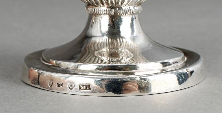 GRÄDDKANNA, silver, Anders Petter Lindström, Kalmar 1835. Vikt 120 gram.