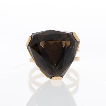 RING, fasettslipad rökkvarts, 14K guld.
