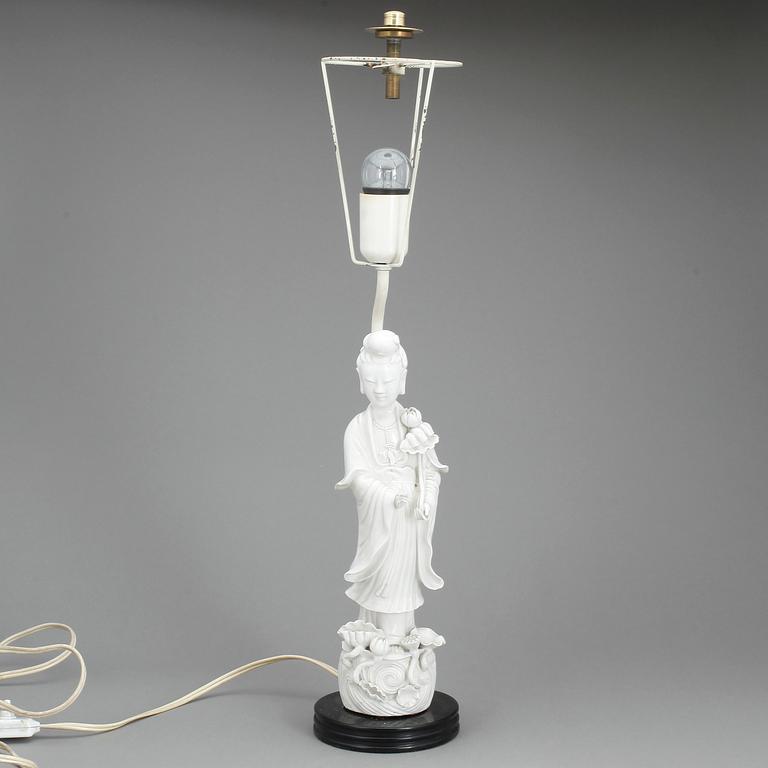 BORDSLAMPA, blanc de chine, Kina, 1900-tal.