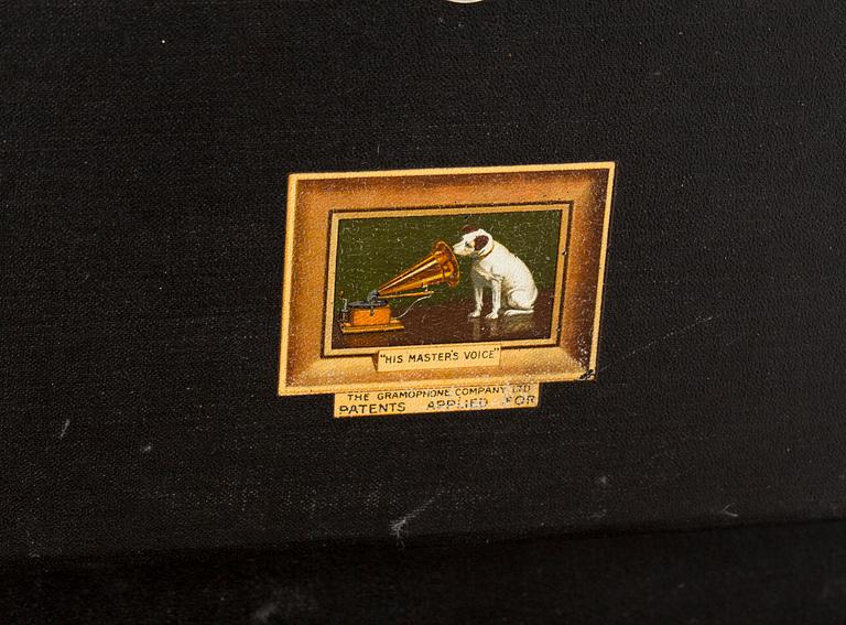 RESEGRAMOFON, His Masters Voice, tidigt 1900-tal.