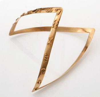 ARMRING OCH RING, 18k guld . Totalvikt 18g.