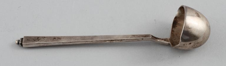SLEV, "Pyramid", Georg Jensen, Danmark, 1900-tal. Vikt 33 g.