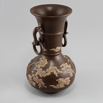 VAS, keramik, Kina, 1900/2000-tal.