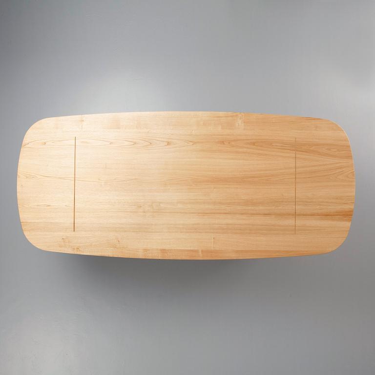 Claesson Koivisto Rune, a "Hand", table,  Sasimonokagu Takahashi, Japan 2019.