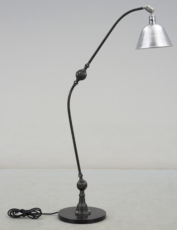 GOLVLAMPA "Triplex-pendel", JOHAN PETTER JOHANSSON, formgiven ca 1919.