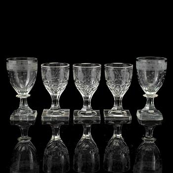 VINGLAS, 5 st, glas, 1800-tal.