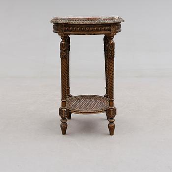 BORD, Louis Seize-stil, 1900-talets första hälft.