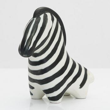 Taisto Kaasinen, A porcelain figurine, Arabia Finland.