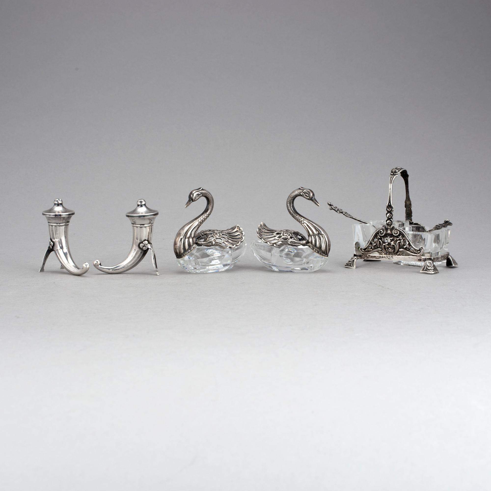 SALTKAR, 5 delar, silver och glas, 1900-tal.