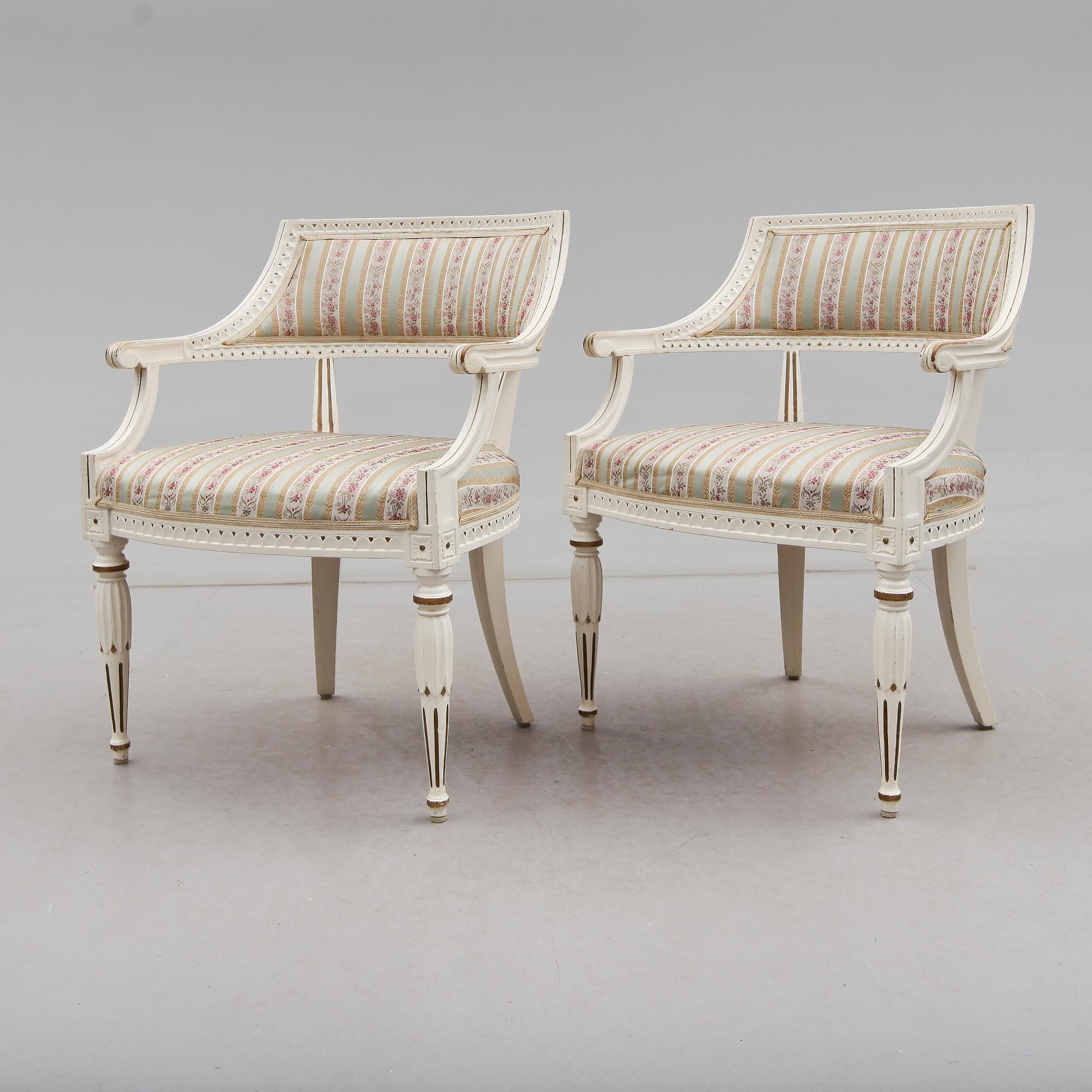 KARMSTOLAR, 1 par, gustaviansk stil, omkring år 1900.
