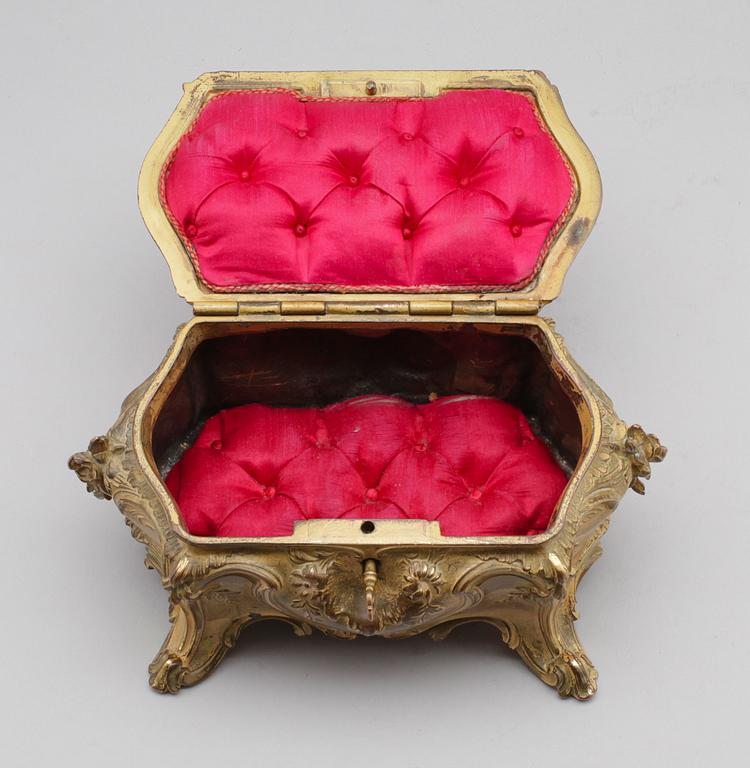 SKRIN, patinerad brons, rokokostil, 1800-talets andra hälft.