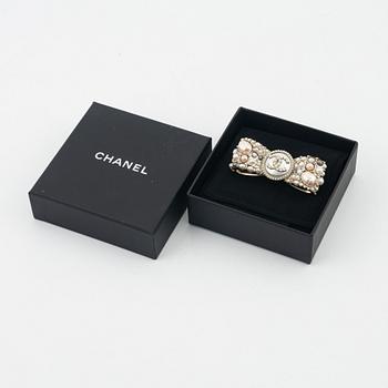 Chanel, brosch, 2021.