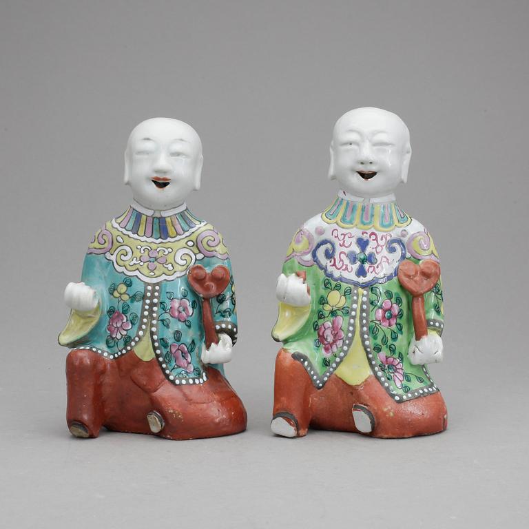 FIGURINER, ett par, Kina, 1800-tal.