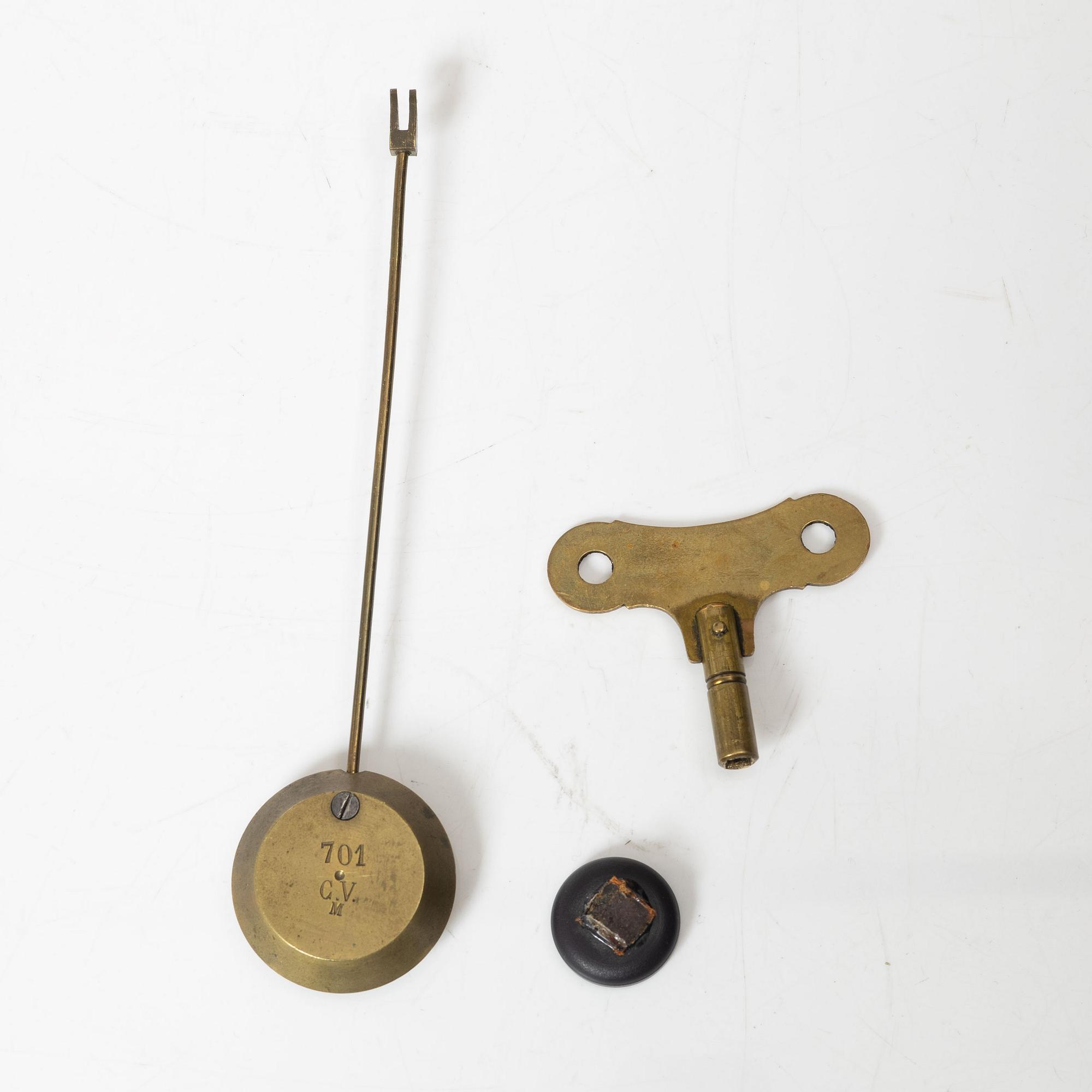 Bordspendyl, Frankrike, omkring år 1900. Louis XVI-stil.