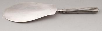 TÅRTSPADE, silver, Barkander & Söhrling, Linköping 1846. Vikt ca 81 g.